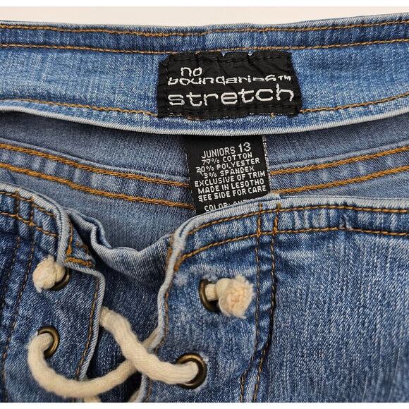 Vtg Y2K No Boundaries Junior's 13 Stretch Lace Up Jean Shorts - Picture 2 of 7